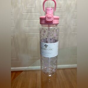 Brand New Shabby Chic Reusable Floral Water Bottle Plastic 39oz,
